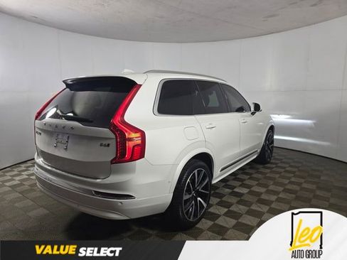 Used 2023 Volvo XC90 B6 Plus w/ Protection Package Premier AWD/4WD image 6