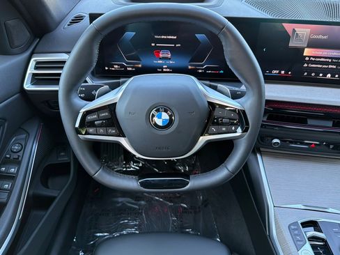 Used 2025 BMW 330i Sedan RWD image 18