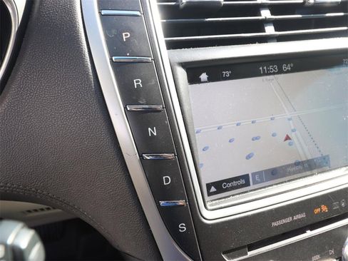 Used 2017 Lincoln MKX Select w/ Select Plus Package image 20