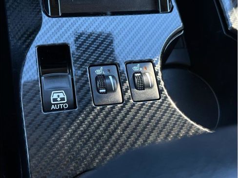 Used 2020 Toyota 4Runner TRD Off-Road Premium image 16