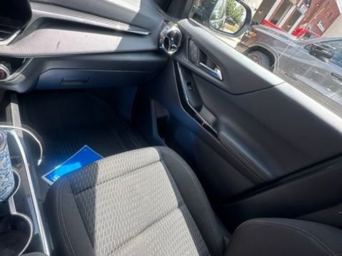 Used 2026 Chevrolet Equinox LT w/ LPO, Floor Liner Package FWD image 30