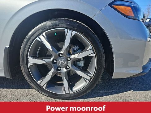 Used 2025 Honda Civic Sport image 11