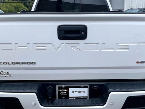 Used 2022 Chevrolet Colorado Z71 AWD/4WD image 31