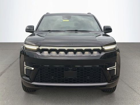 New 2026 Jeep Grand Wagoneer Limited AWD/4WD image 9