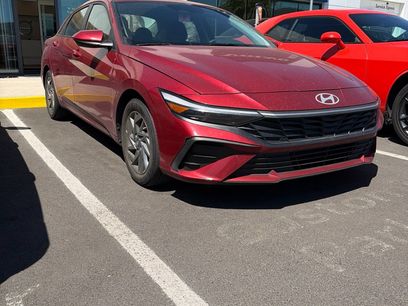 Used 2024 Hyundai Elantra SEL
