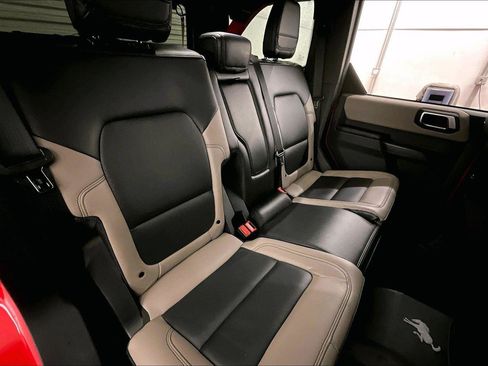 Certified 2024 Ford Bronco Wildtrak image 26