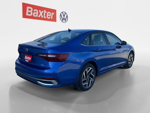 Used 2023 Volkswagen Jetta SEL FWD image 15