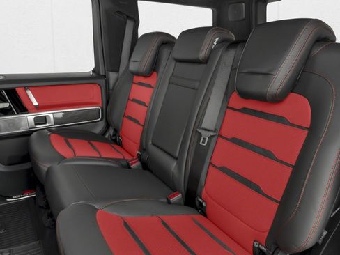 New 2026 Mercedes-Benz G 63 AMG 4MATIC image 9