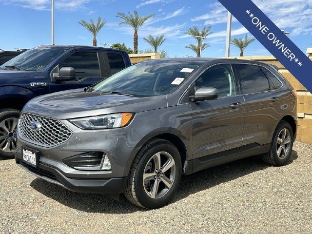 Used 2024 Ford Edge SEL w/ Convenience Package AWD/4WD image 3