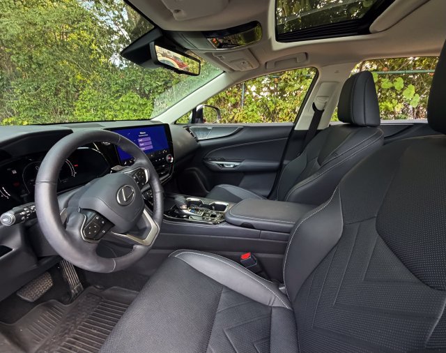 Certified 2024 Lexus NX 350 AWD w/ Vision Package image 23