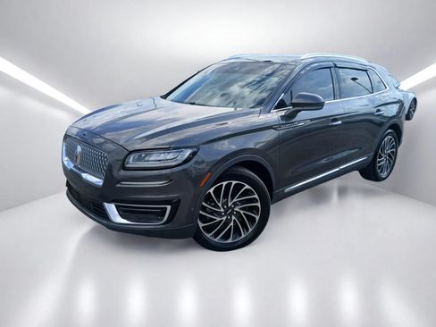Used 2019 Lincoln Nautilus Reserve FWD image 2