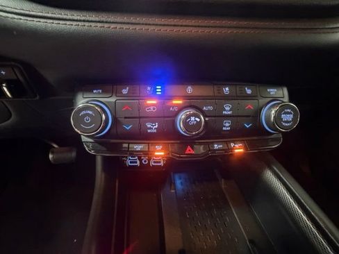 Used 2025 Dodge Durango R/T w/ Blacktop Package AWD/4WD image 20