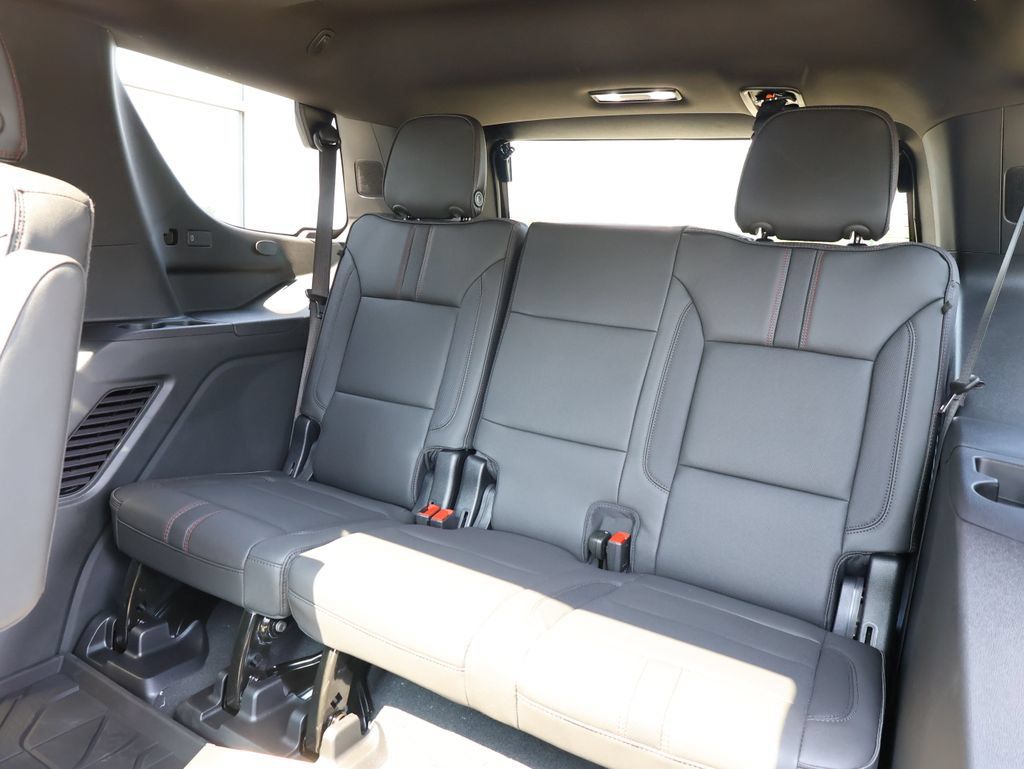 New 2026 Chevrolet Tahoe RST w/ RST Capability Package AWD/4WD image 31