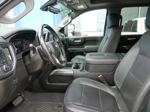 Certified 2021 Chevrolet Silverado 3500 LTZ w/ LTZ Premium Package image 8