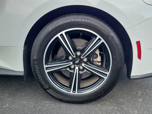 Used 2025 Ford Mustang Coupe RWD image 7