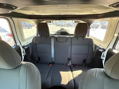 Used 2021 Jeep Wrangler Unlimited Sport image 16