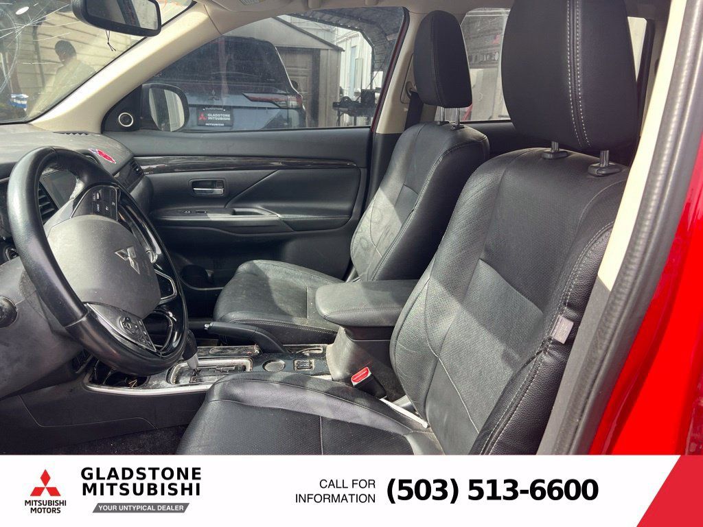 Used 2017 Mitsubishi Outlander SEL FWD image 9