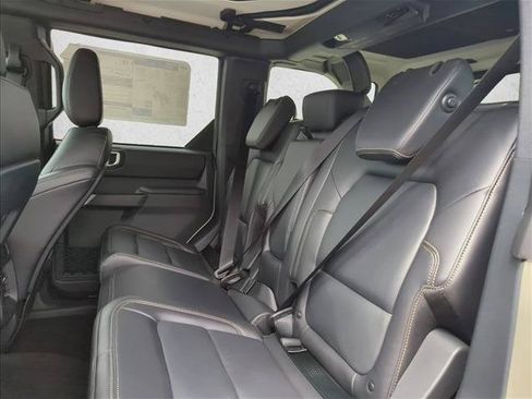 New 2026 Ford Bronco Badlands AWD/4WD image 18