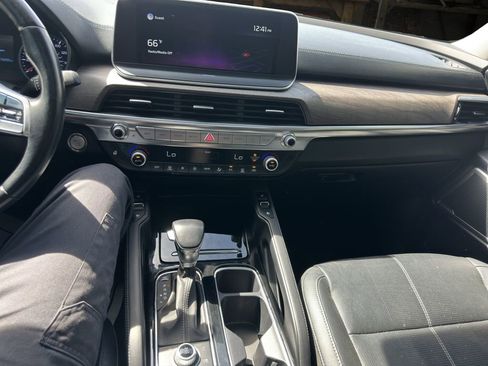 Used 2022 Kia Telluride EX w/ EX Premium Package image 21