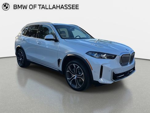 New 2026 BMW X5 sDrive40i image 7
