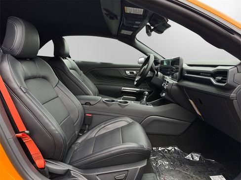 New 2026 Ford Mustang GT Premium w/ GT Performance Package image 15