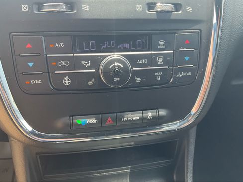 Used 2019 Dodge Grand Caravan GT FWD image 10