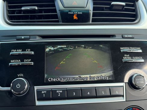 Used 2017 Nissan Altima 2.5 S w/ Power Driver Seat Package FWD image 30