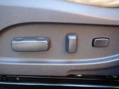 Used 2012 Hyundai Sonata GLS w/ Popular Equipment Pkg FWD image 11