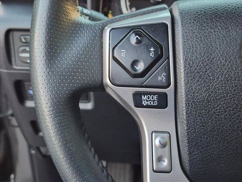 Used 2021 Toyota 4Runner Limited AWD/4WD image 10