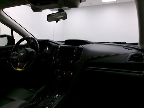 Used 2021 Subaru Crosstrek 2.5i Sport w/ Moonroof Package AWD/4WD image 3