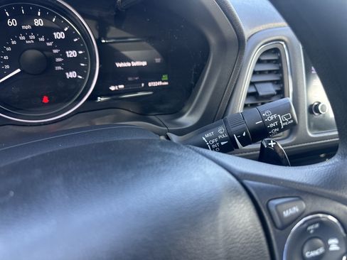 Used 2020 Honda HR-V EX image 24
