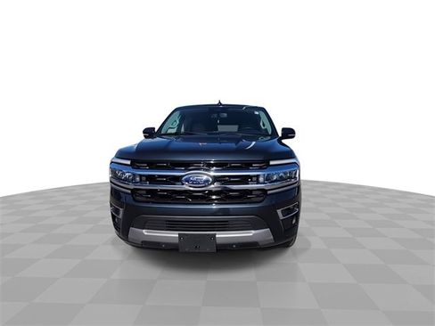 Used 2022 Ford Expedition Max Limited image 3