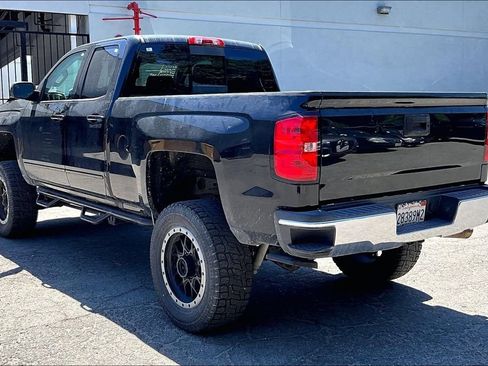 Used 2018 Chevrolet Silverado 2500 LT w/ LT Fleet Plus Package AWD/4WD image 6