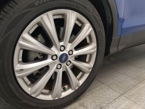 Used 2017 Ford Escape Titanium w/ Equipment Group 301A FWD image 31