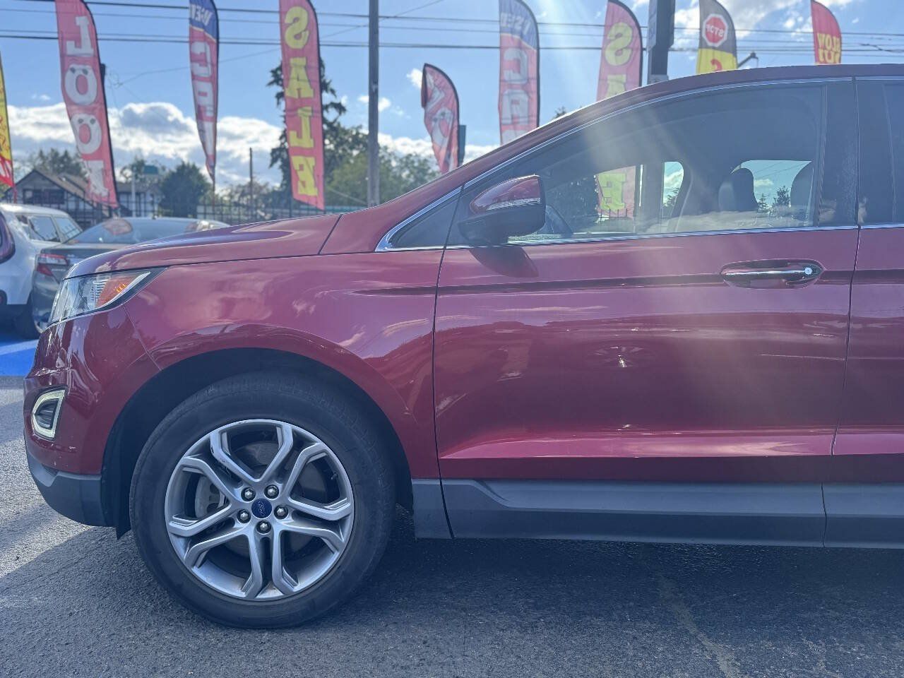 Used 2016 Ford Edge Titanium w/ Technology Package AWD/4WD image 7