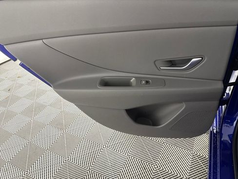 Certified 2023 Hyundai Elantra SEL w/ Convenience Package FWD image 14