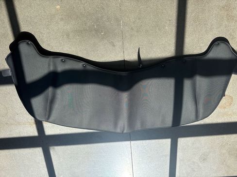 Used 2004 Ford Thunderbird image 94