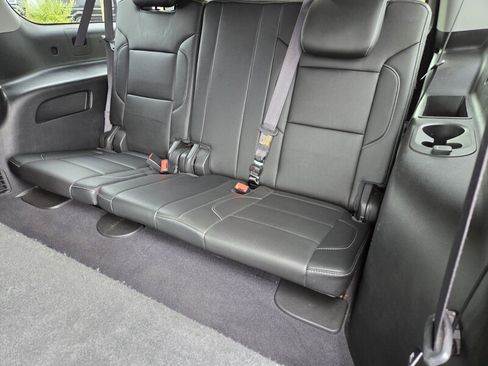 Used 2019 GMC Yukon XL SLT AWD/4WD image 15