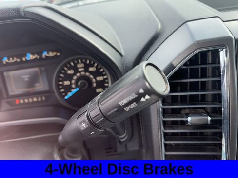 Used 2015 Ford F150 XLT w/ Equipment Group 302A Luxury image 12