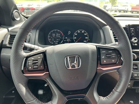 Used 2025 Honda Ridgeline Black Edition image 25