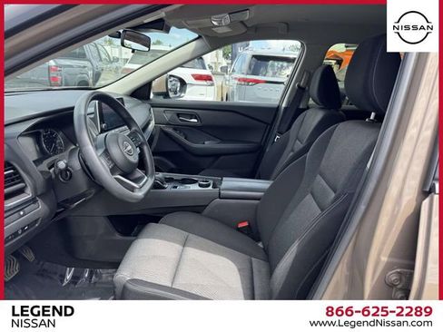 Certified 2024 Nissan Rogue SV AWD/4WD image 13