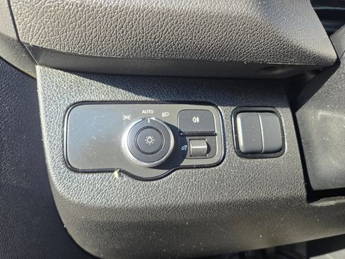 Used 2019 Mercedes-Benz Sprinter 4x4 170 image 18