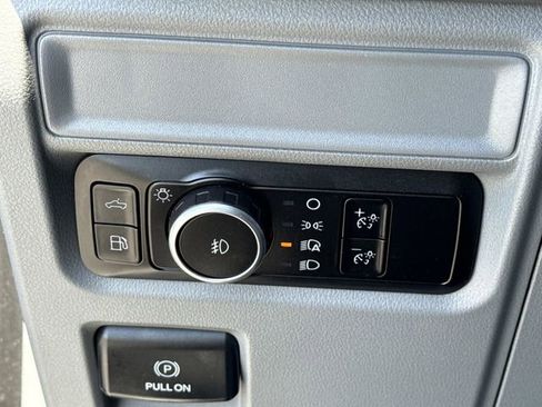 Used 2024 Ford F150 XLT w/ Mobile Office Package image 38