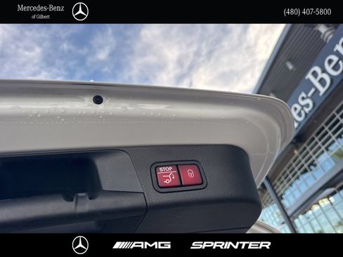 Certified 2023 Mercedes-Benz GLB 250 image 8