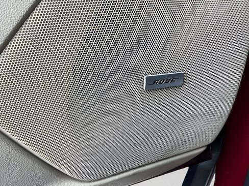 Used 2017 Cadillac XT5 Luxury w/ Driver Awareness Package image 33