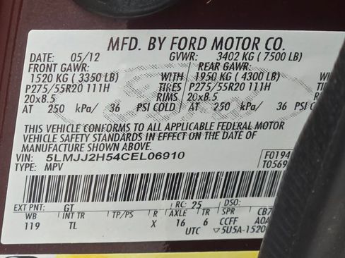 Used 2012 Lincoln Navigator 2WD image 27