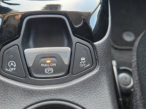 Used 2017 Jeep Compass Limited AWD/4WD image 21