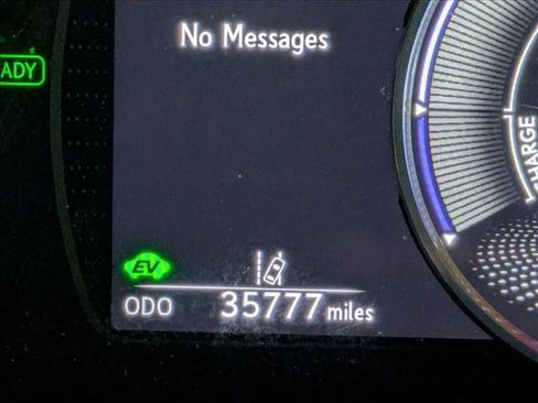 Used 2025 Lexus ES 300h w/ Premium Package FWD image 12