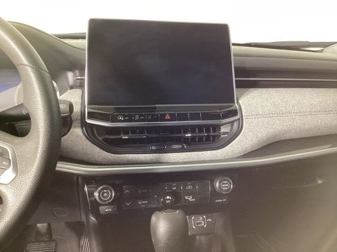 Used 2024 Jeep Compass Sport AWD/4WD image 17