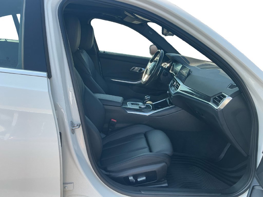 Used 2021 BMW 330i Sedan w/ Convenience Package RWD image 22